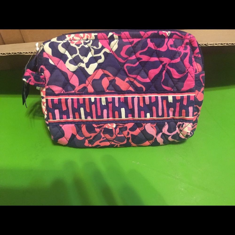 NWT small make up bag